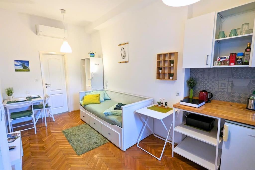 Cozy Ensuite Room In Zagreb Center Esterno foto